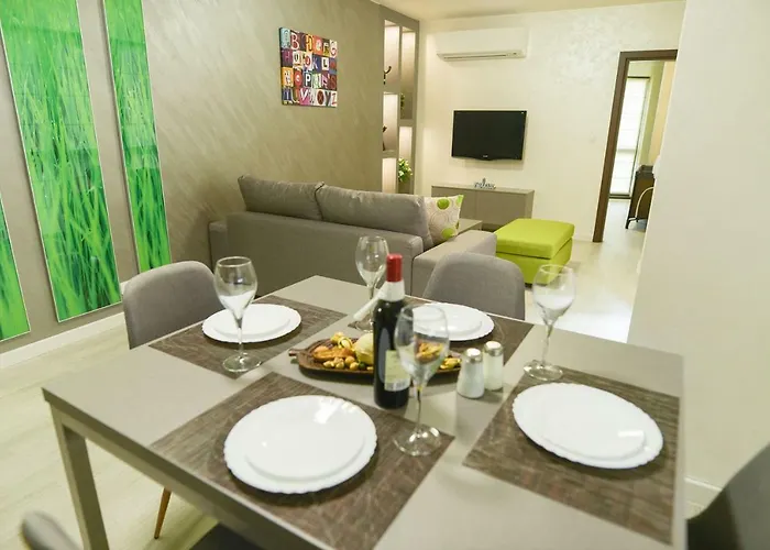 Noris With Garage Apartment Plowdiw