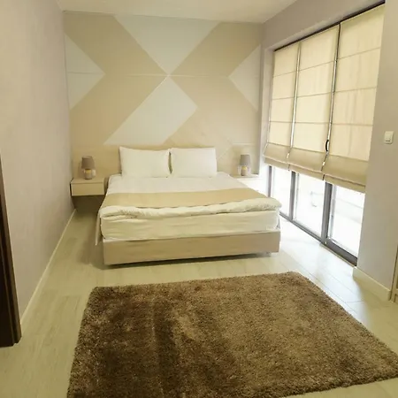 Noris With Garage Apartamento *